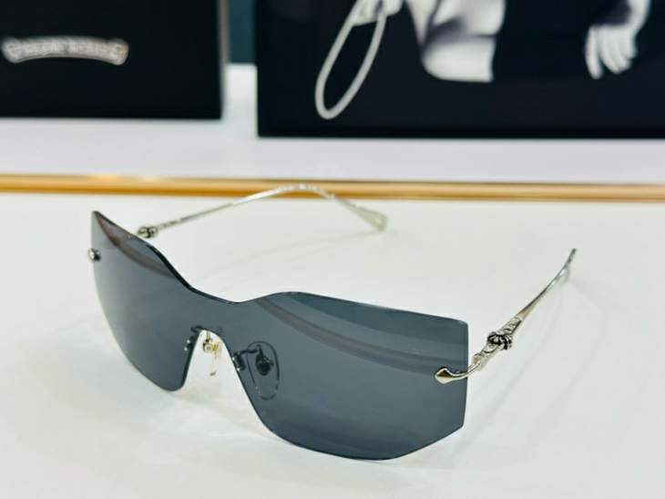 Picture of Chrome Hearts Sunglasses _SKUfw58026936fw